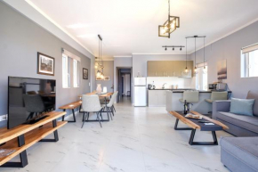 Oreon Suites - Usia